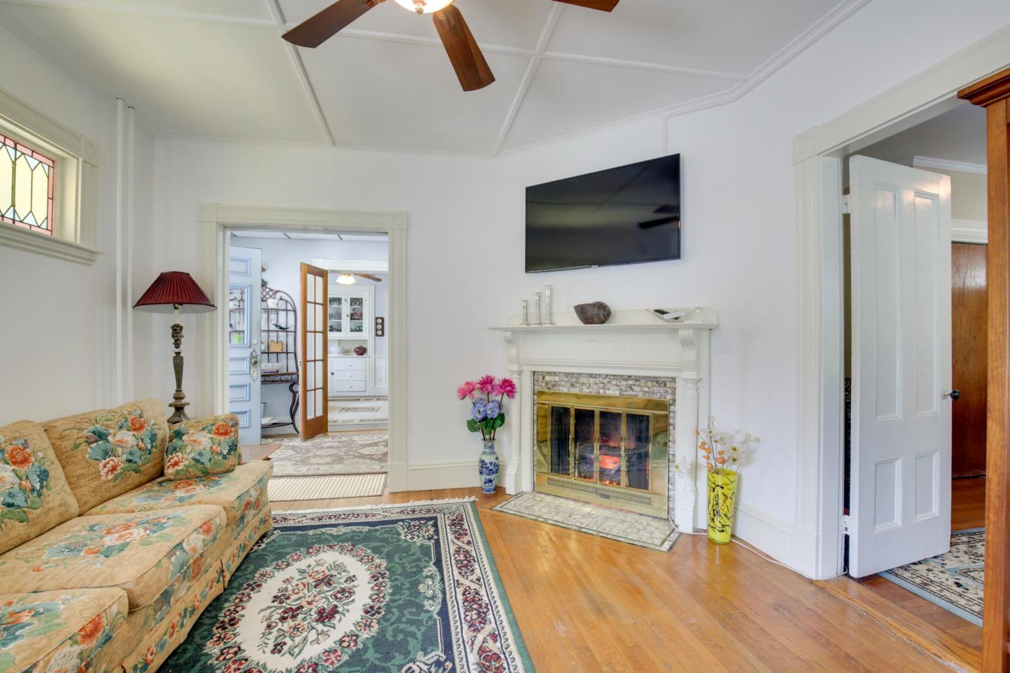 Quaint Beverly Townhome Walk To Beach And Downtown! Luaran gambar