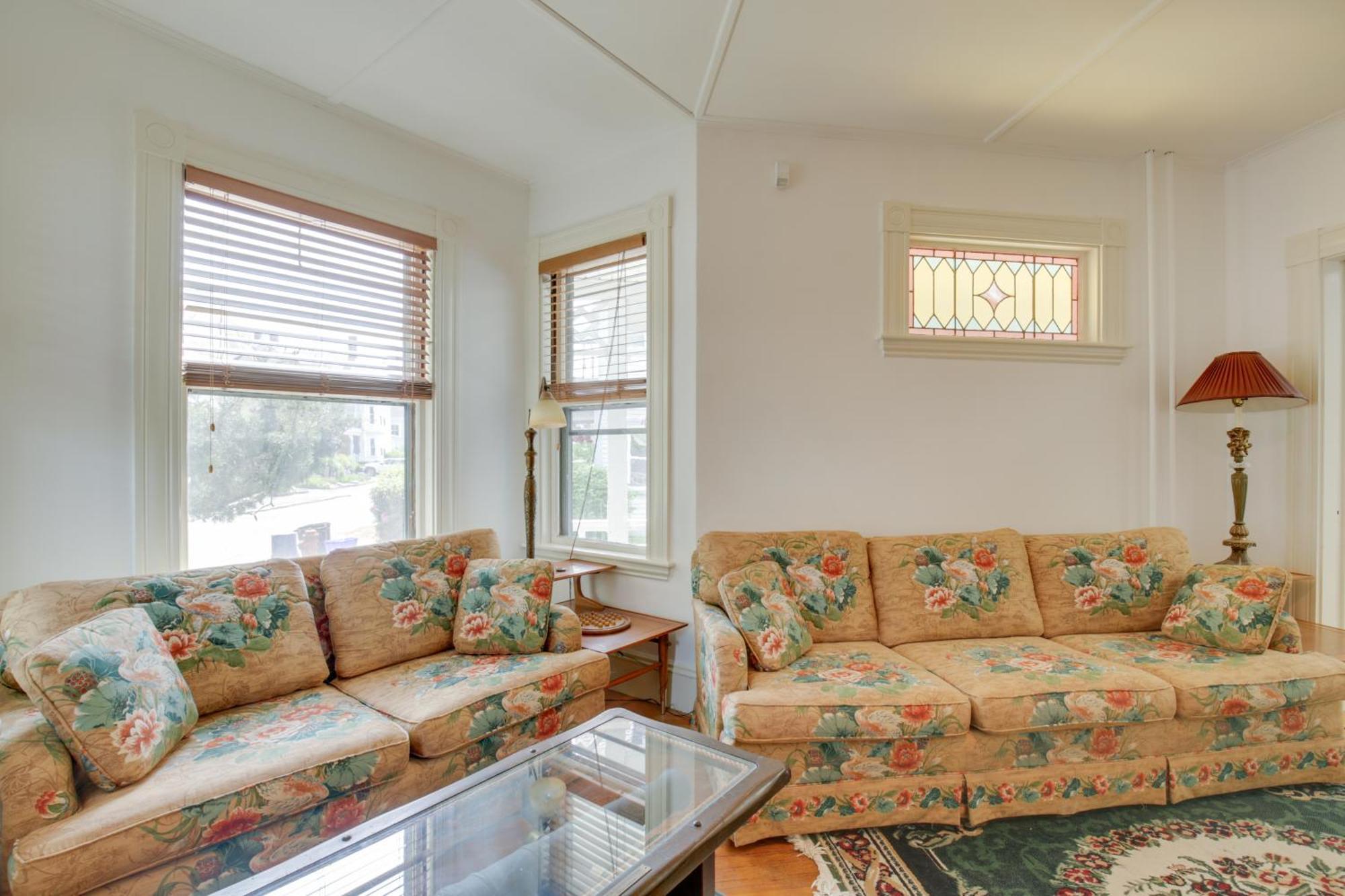 Quaint Beverly Townhome Walk To Beach And Downtown! Luaran gambar